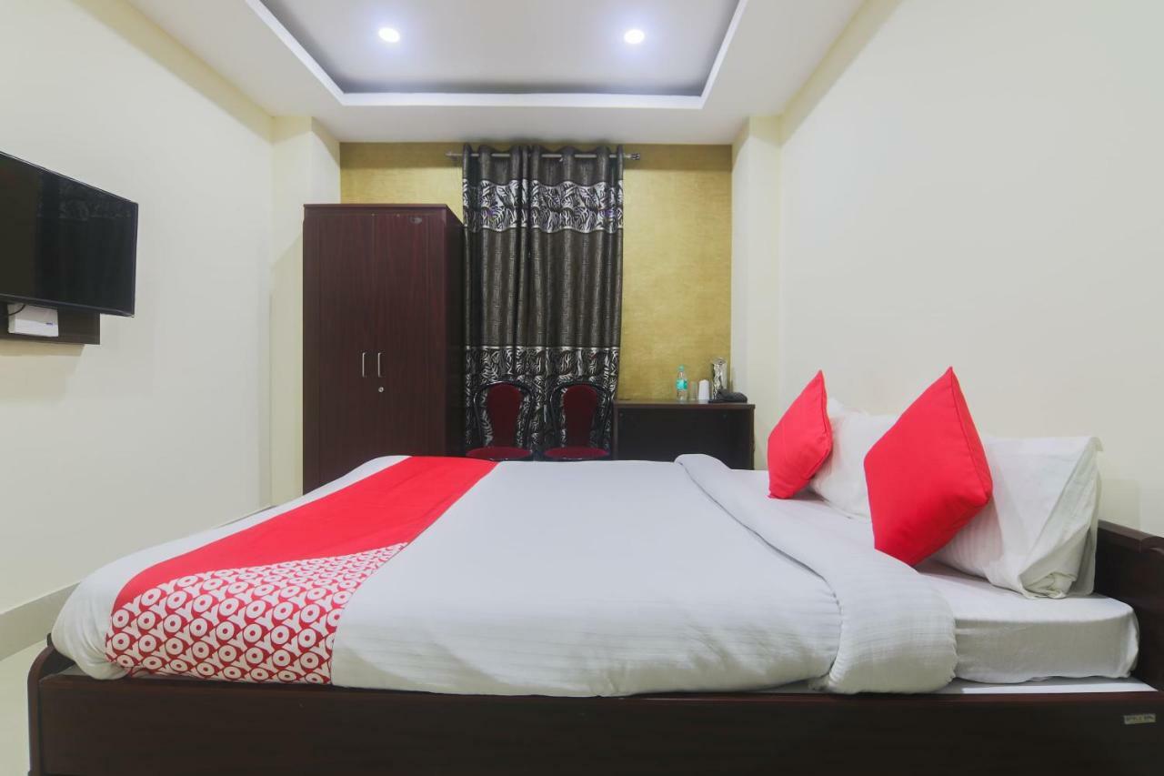 Oyo 27619 Hotel Blue Bird Annexe Nowgong ภายนอก รูปภาพ