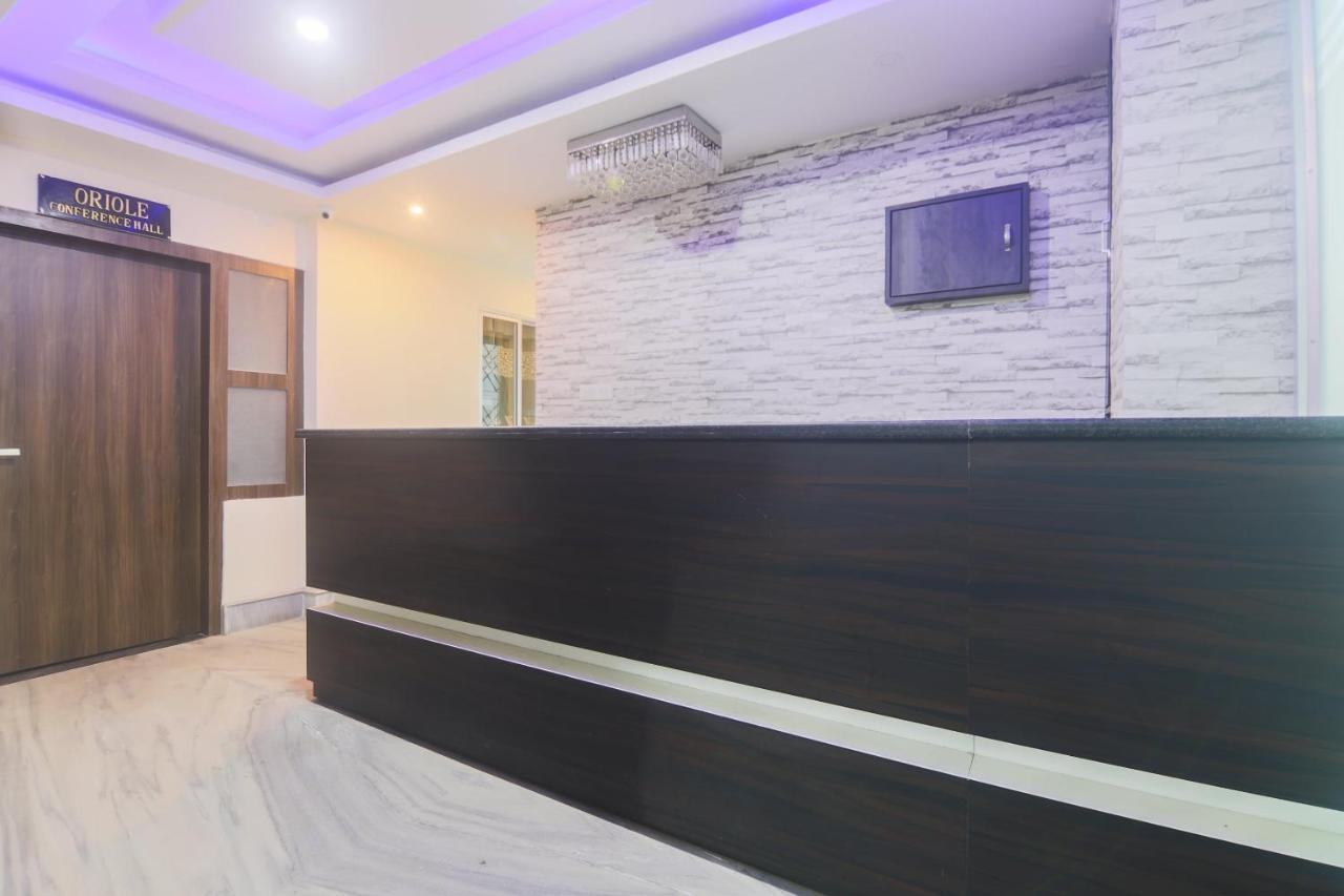 Oyo 27619 Hotel Blue Bird Annexe Nowgong ภายนอก รูปภาพ